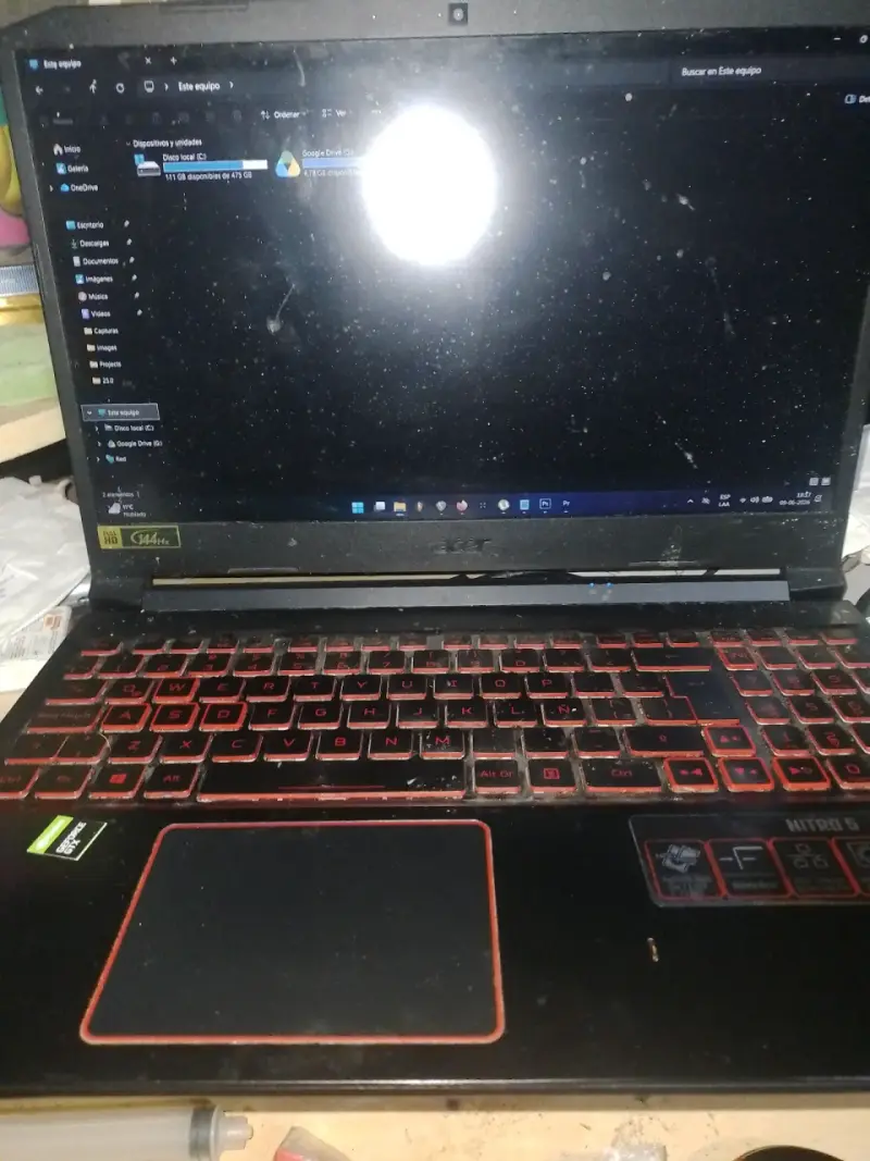 Laptop Acer Nitro 5 usada - 1