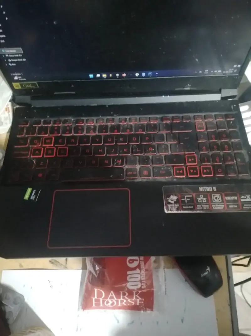 Laptop Acer Nitro 5 usada - 3