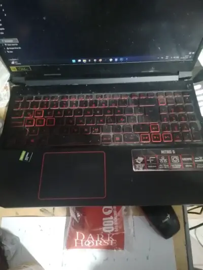 Laptop Acer Nitro 5 usada - miniatura 3