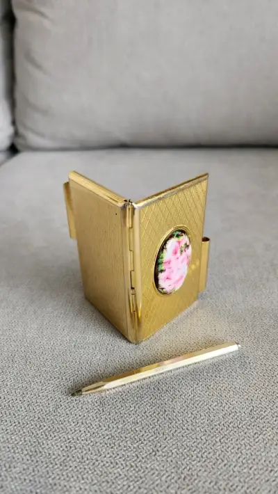 Mini agenda metálica vintage años 90 - miniatura 1