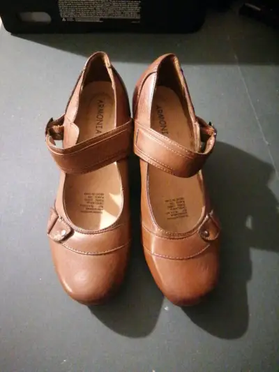 Zapatos de cuero marrones - miniatura 4