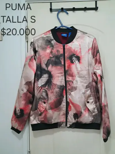 Chaqueta bomber floral PUMA - miniatura 1