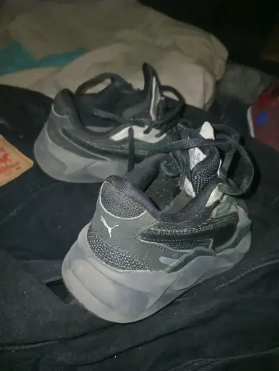 Zapatillas deportivas negras Puma - miniatura 2