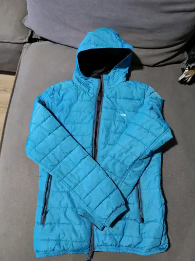 Chaqueta azul con capucha - miniatura 1