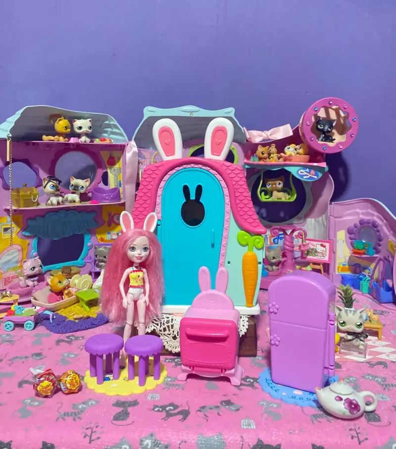 Casa de Enchantimals con accesorios