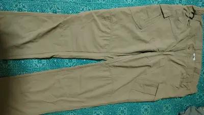 Pantalones outdoor nuevos - miniatura 3