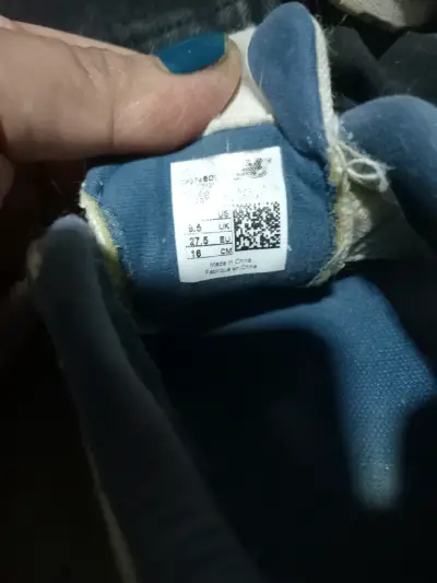 Zapatillas deportivas para niños - miniatura 2