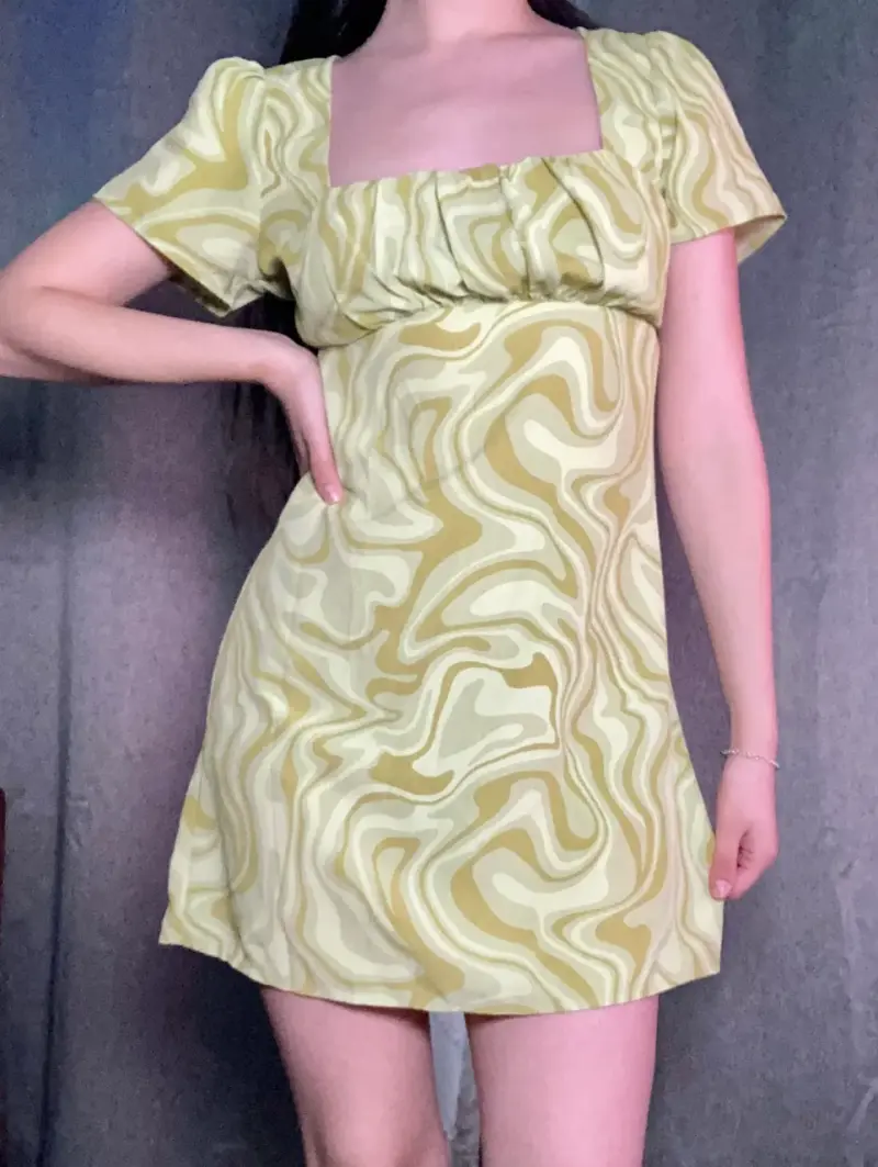 Vestido mini groovy Forever 21 - 1