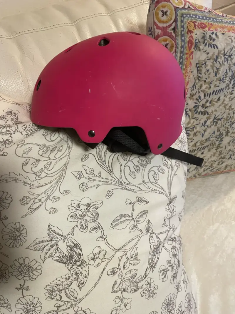 Casco de bicicleta rosado - 3