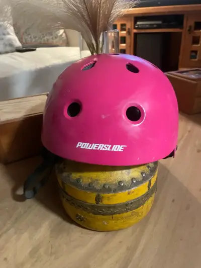 Casco de bicicleta rosado - miniatura 5