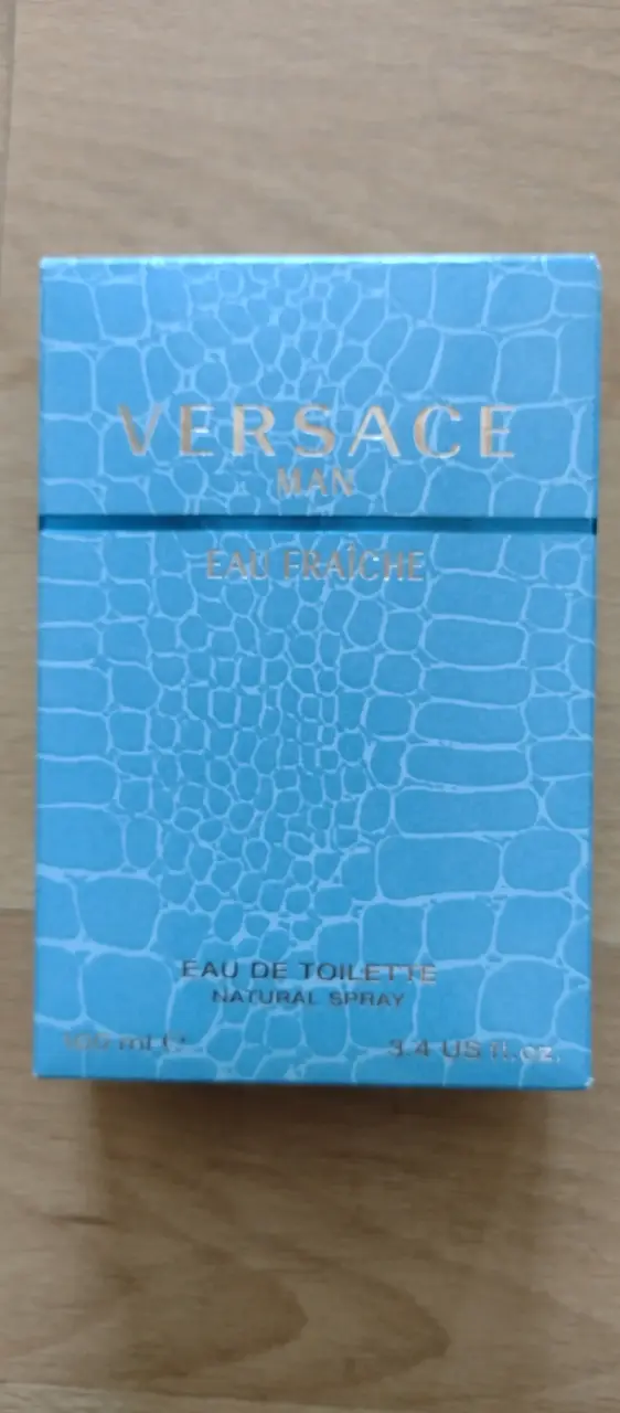 Perfume Versace Man Eau Fraîche - 3