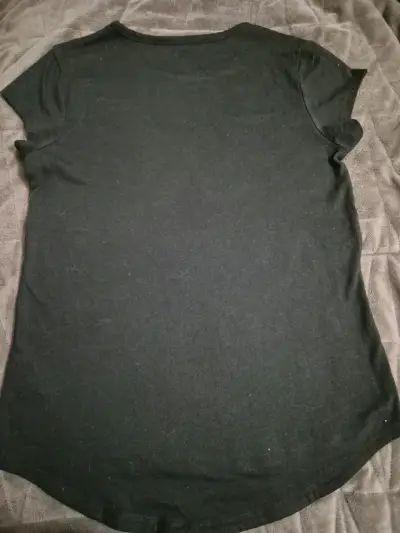 Polera negra Adidas - miniatura 3