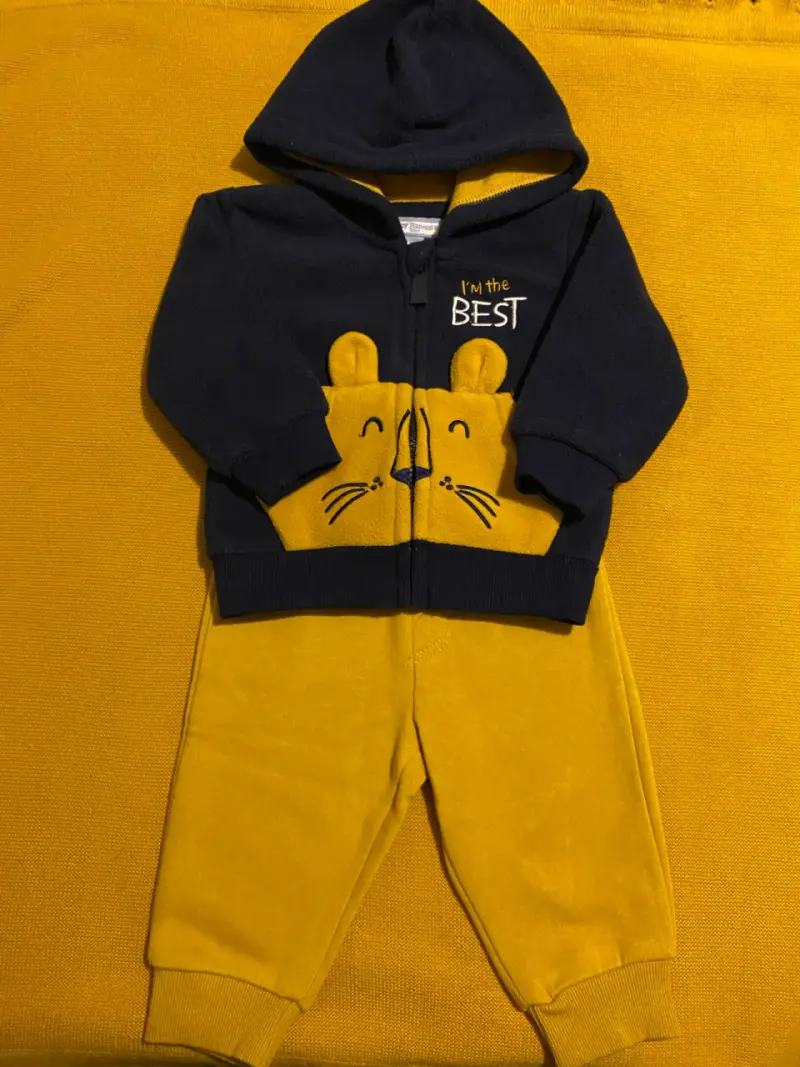 Conjunto bebé león azul y amarillo,talla 6-9 meses - 1