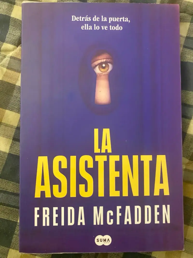 Libro La Asistenta de Freida McFadden - 1