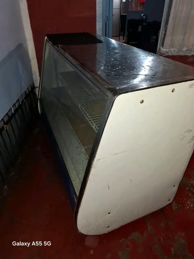 Refrigerador grande para negocio - 3