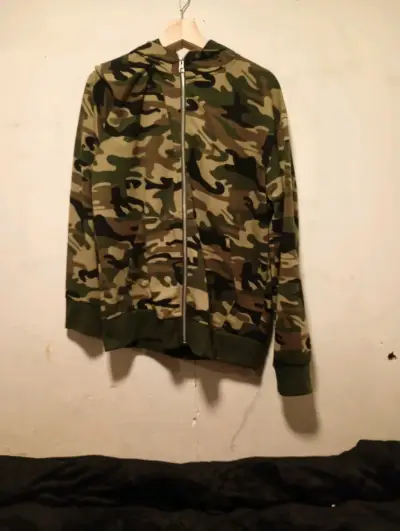 Polerón camuflaje con cierre - miniatura 2