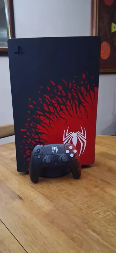 PS5 Edición Limitada Spider-Man 2 (Diseño Venom) - miniatura 1