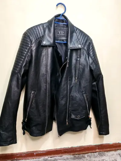 Chaqueta de cuero negro YD - miniatura 1