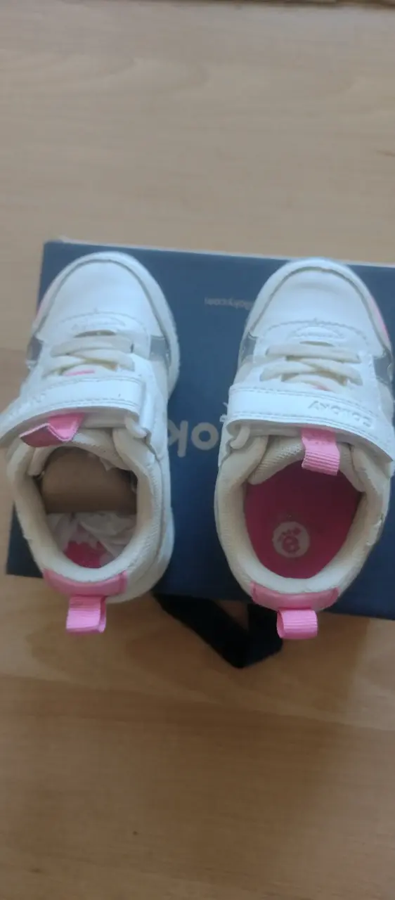 Zapatillas de bebé blancas y rosas - 2