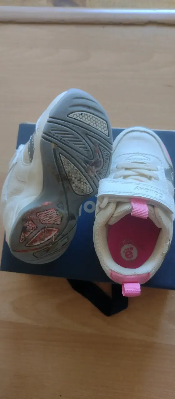 Zapatillas de bebé blancas y rosas - 3