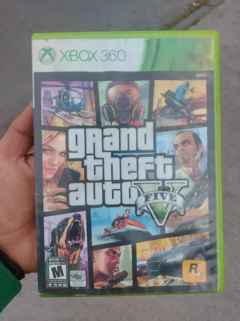 Juego Xbox 360 Grand Theft Auto V - 1