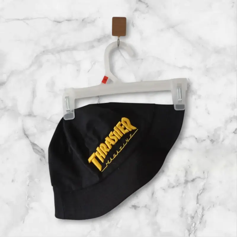 Sombrero negro Thrasher