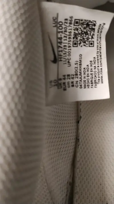 Zapatillas blancas con amarillo casi nuevas - miniatura 3