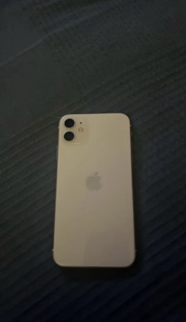 iPhone 11, 85 de recarga - 2