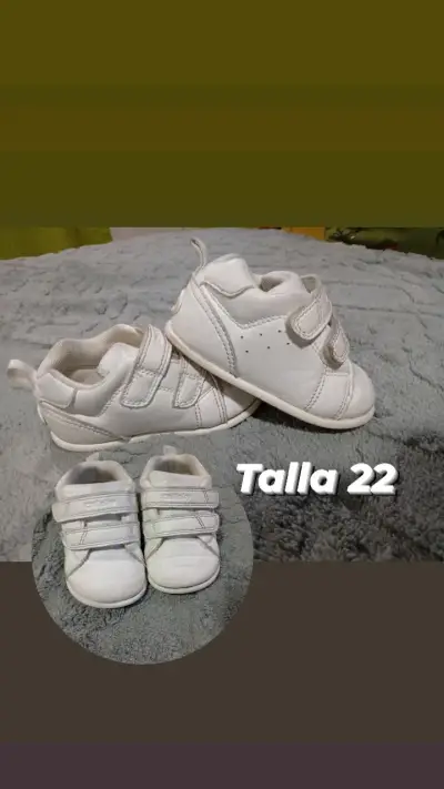 Zapatos bebé talla 22 blancos - miniatura 1