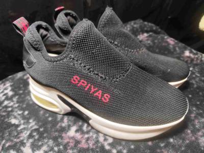 Zapatillas deportivas negras SPITAS - miniatura 1