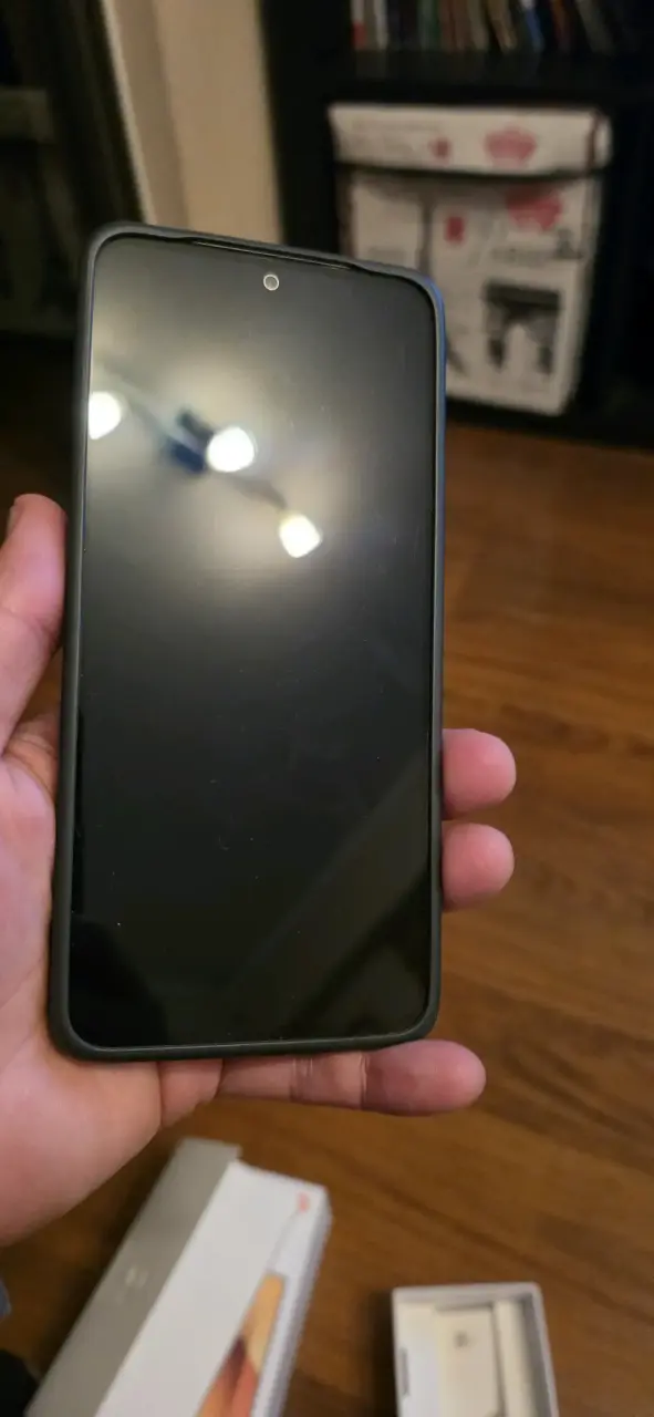 Smartphone Redmi negro en buen estado - 2
