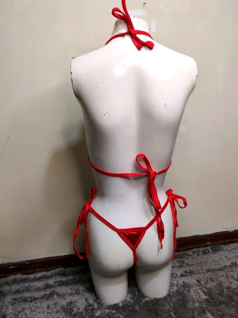 Conjunto lencería roja con corazones - 5
