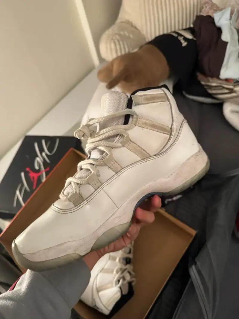 Jordan 11 legend blue - 6
