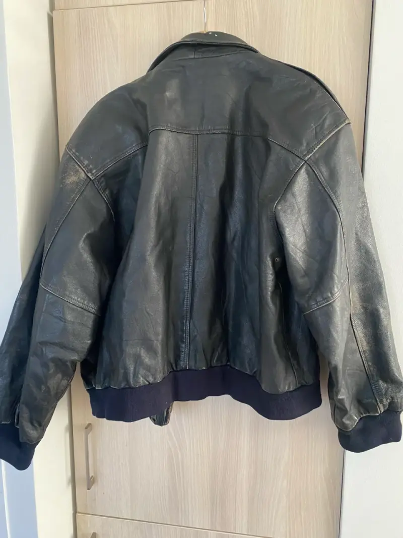 Chaqueta de cuero negra Niki - 3