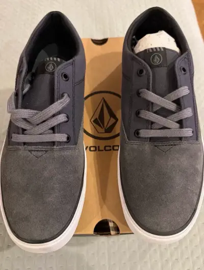 Zapatillas Volcom grises casuales nuevas - miniatura 1