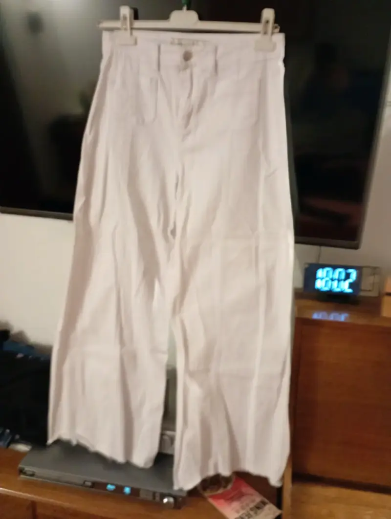 Pantalones blancos anchos - 2