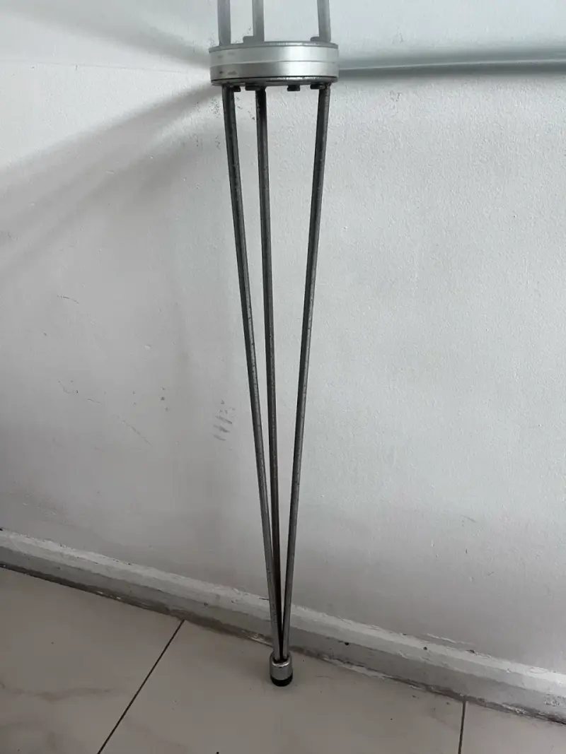 Escritorio de vidrio moderno - 2