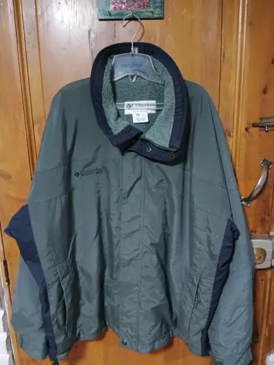 Chaqueta Columbia verde - miniatura 1