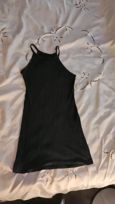 Vestido gris/negro sin mangas - miniatura 1