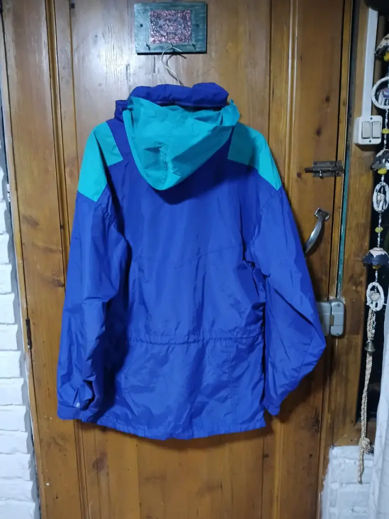 Anorak azul con capucha - 2