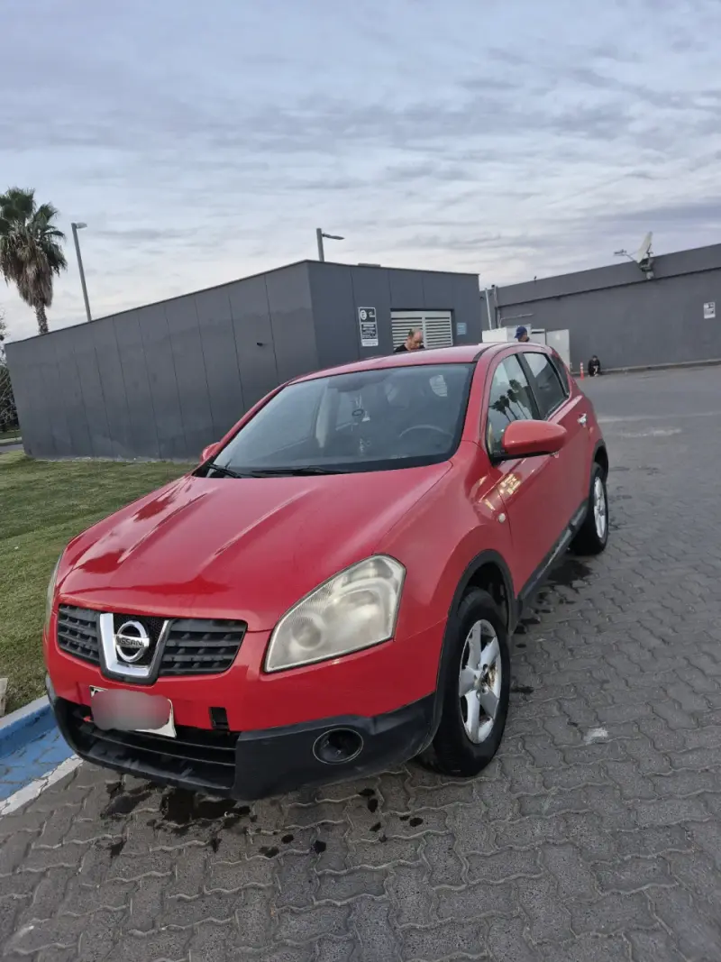Nissan Qashqai rojo 2010 2.0 - 1