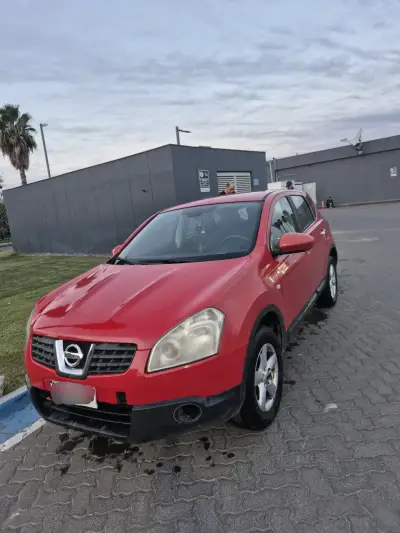 Nissan Qashqai rojo 2010 2.0 - miniatura 1
