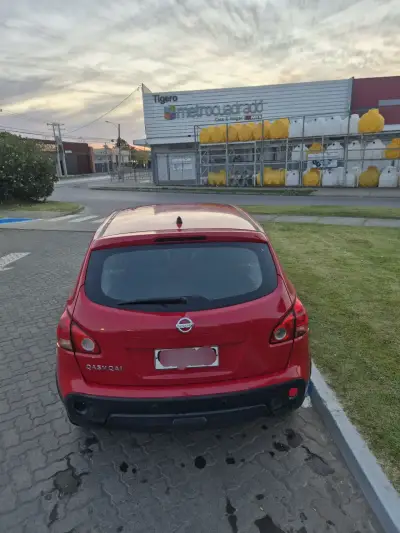 Nissan Qashqai rojo 2010 2.0 - miniatura 3