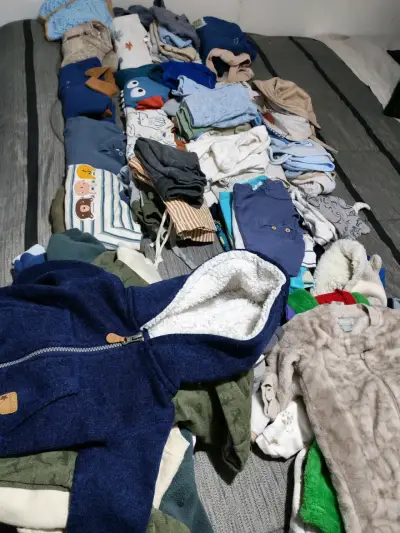 Lote de ropa infantil variada - miniatura 1