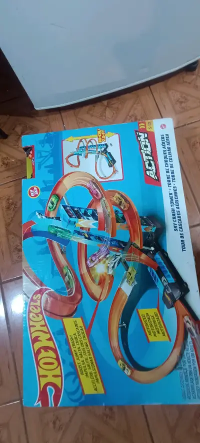 Pista Hot Wheels Sky Crash Tower - miniatura 1