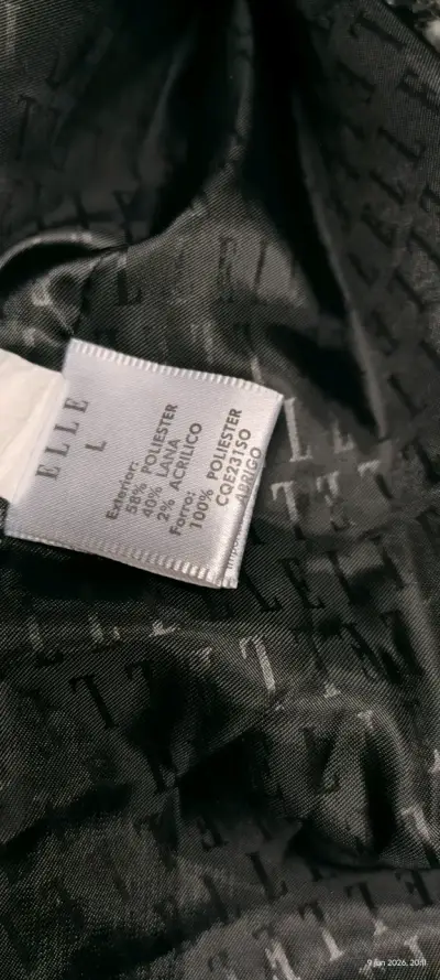 Abrigo negro marca Elle - miniatura 1