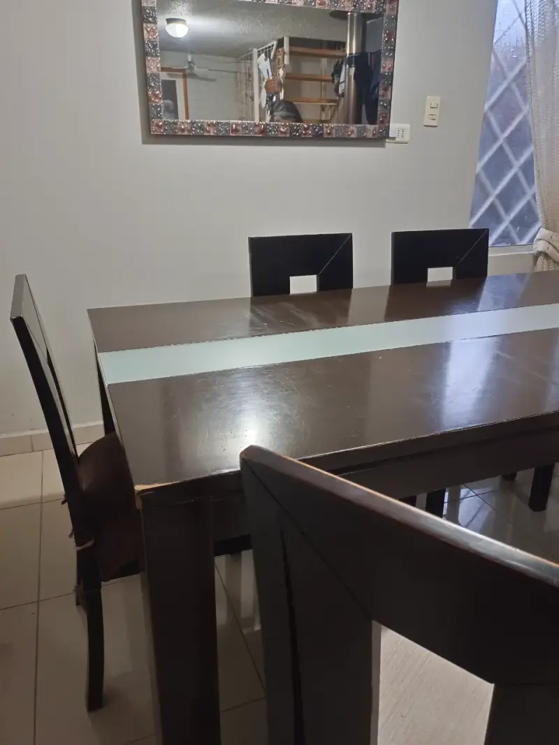 Comedor 6 sillas madera oscuro - 2