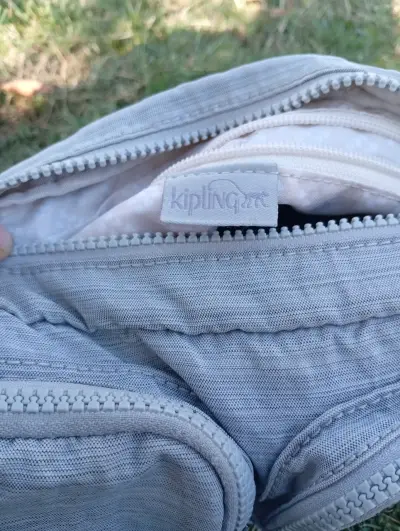 Bolso gris con compartimentos - miniatura 4