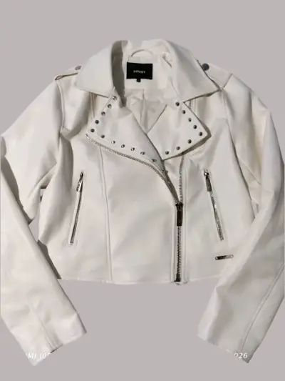 Chaqueta blanca de cuero sintético - miniatura 1