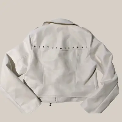 Chaqueta blanca de cuero sintético - miniatura 4